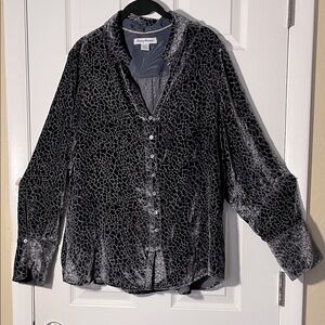 Tommy Bahama silk velvet burnout animal button up blouse long sleeve purple XL